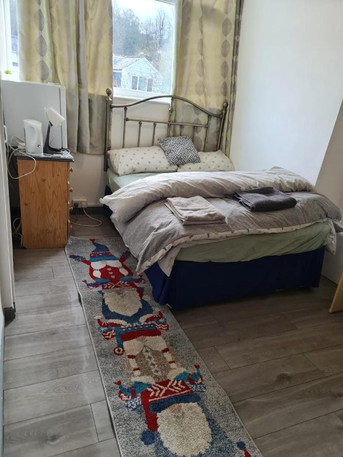 Budget Double En-Suite Bedroom Sheffield Extérieur photo